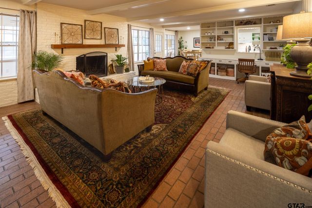 601 Windsor Pl, Tyler, TX 75701