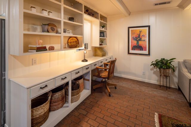 601 Windsor Pl, Tyler, TX 75701