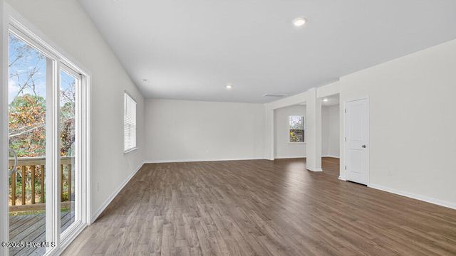 212 Calebs Corner Place, Spring Lake, NC 28390