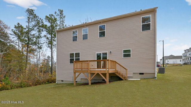 212 Calebs Corner Place, Spring Lake, NC 28390