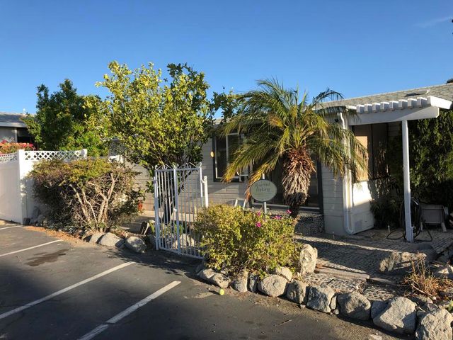 74711 Dillon Rd Spc 947, Desert Hot Springs, CA 92241
