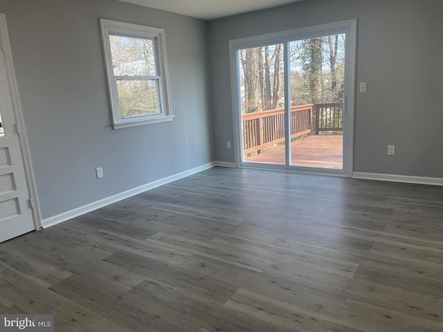 6107 BUCKLER RD, Clinton, MD 20735