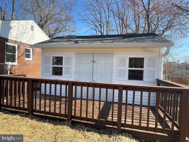 6107 BUCKLER RD, Clinton, MD 20735