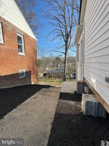 6107 BUCKLER RD, Clinton, MD 20735