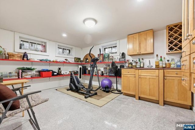 118 Avenue B, Bayonne, NJ 07002