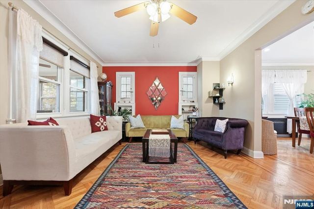 118 Avenue B, Bayonne, NJ 07002