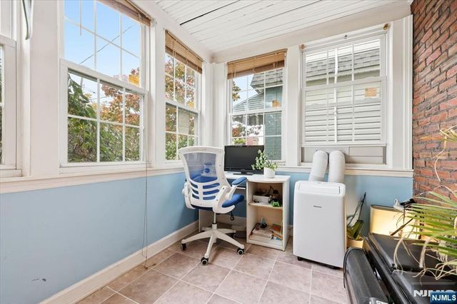 118 Avenue B, Bayonne, NJ 07002