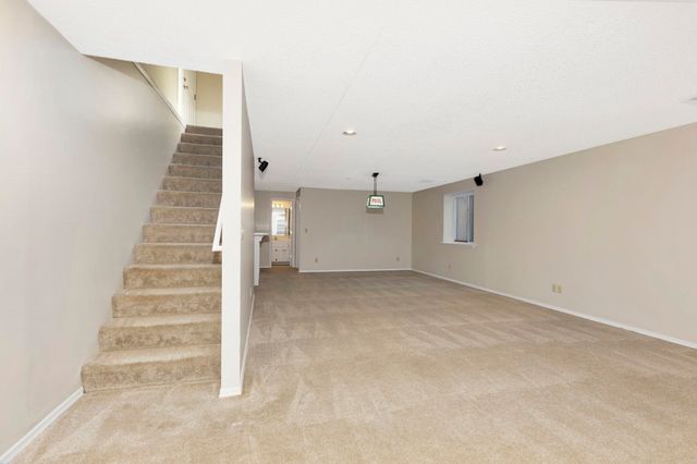 1114 N Manchester Ct, Wichita, KS 67212