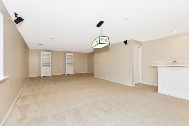 1114 N Manchester Ct, Wichita, KS 67212