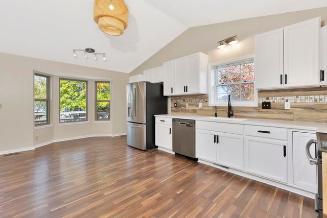 1114 N Manchester Ct, Wichita, KS 67212