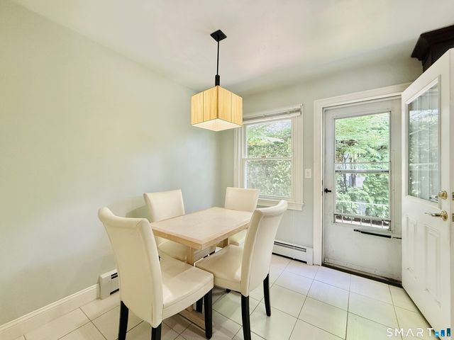 1 Willowbrook Court 1, Stamford, CT 06902