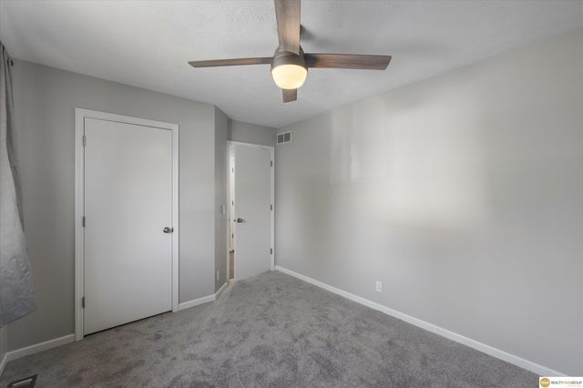 802 Fort Street, Papillion, NE 68046