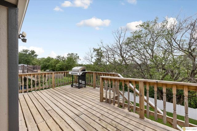 802 Fort Street, Papillion, NE 68046