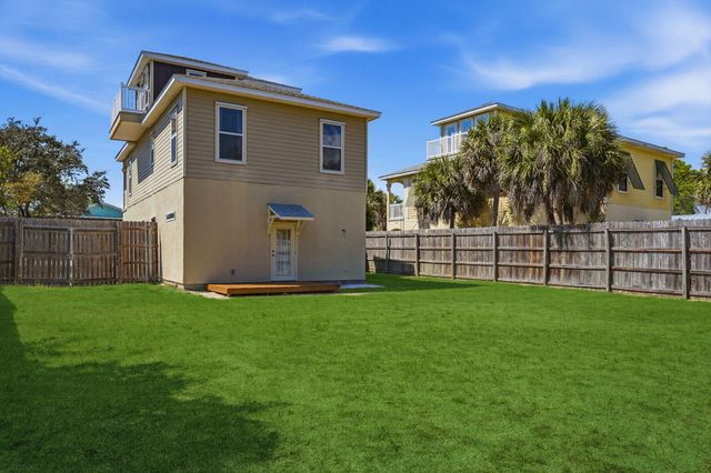 215 S Vestavia Street, Panama City Beach, FL 32413