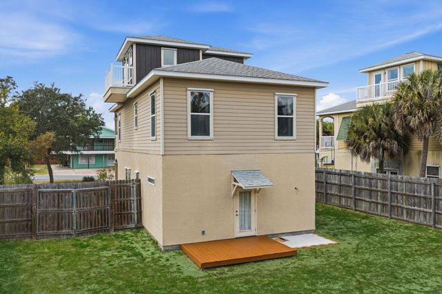 215 S Vestavia Street, Panama City Beach, FL 32413