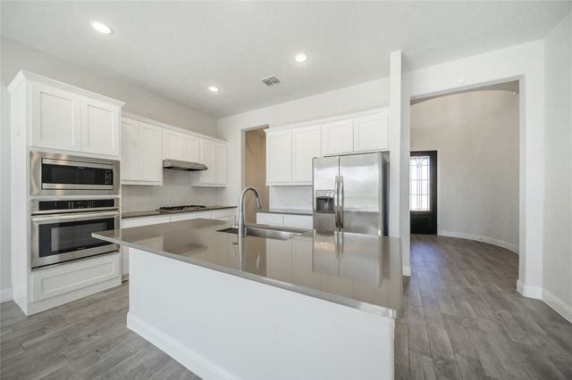 813 Bent Brook Road, Little Elm, TX 75068