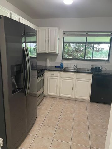12726 Spinnaker Lane, Wellington, FL 33414