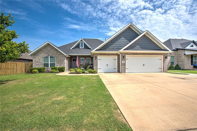 1400 Blue Moon Road, Centerton, AR 72719