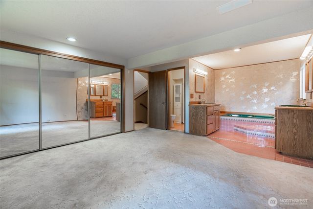 28611 16th Avenue S, Federal Way, WA 98003