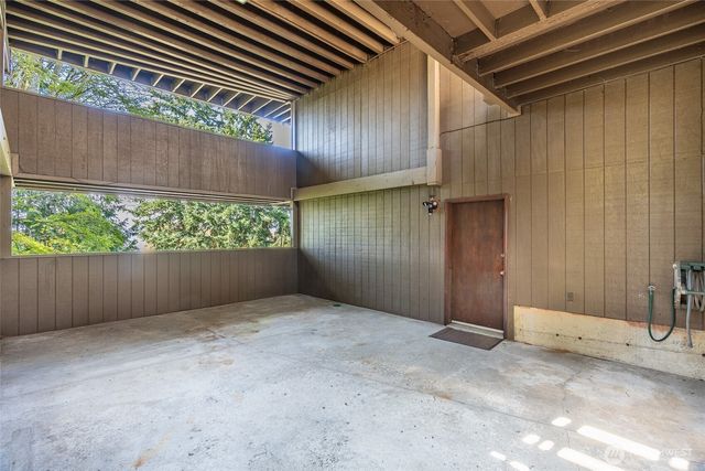 28611 16th Avenue S, Federal Way, WA 98003