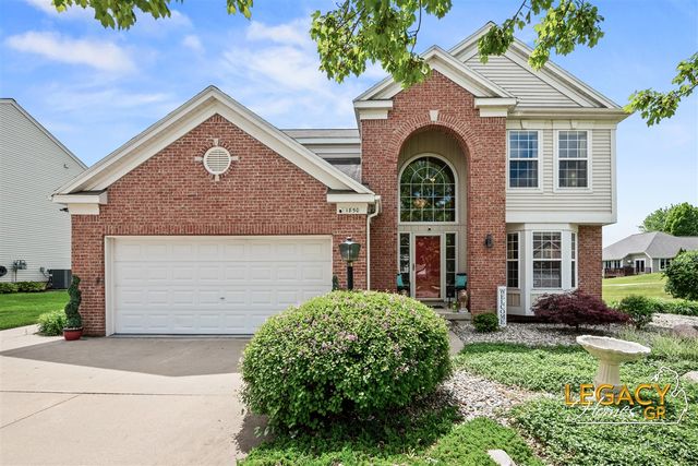 1850 Hollow Creek Drive, Caledonia, MI 49316