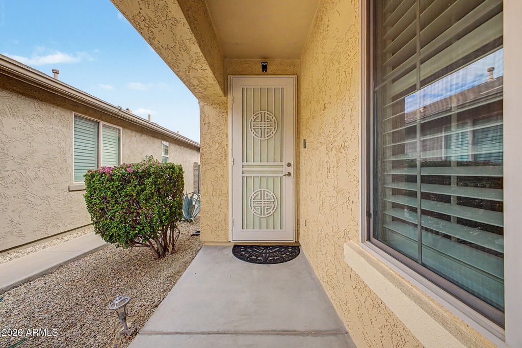 696 W SUNDANCE Circle, San Tan Valley, AZ 85143 — photo 3