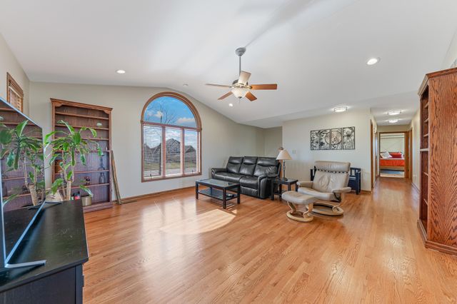 9390 W 156th Place, Lowell, IN 46356