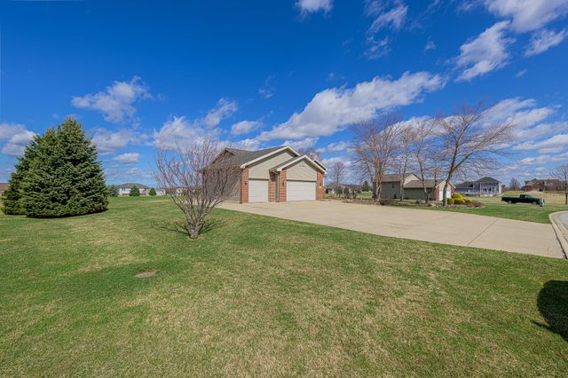 9390 W 156th Place, Lowell, IN 46356