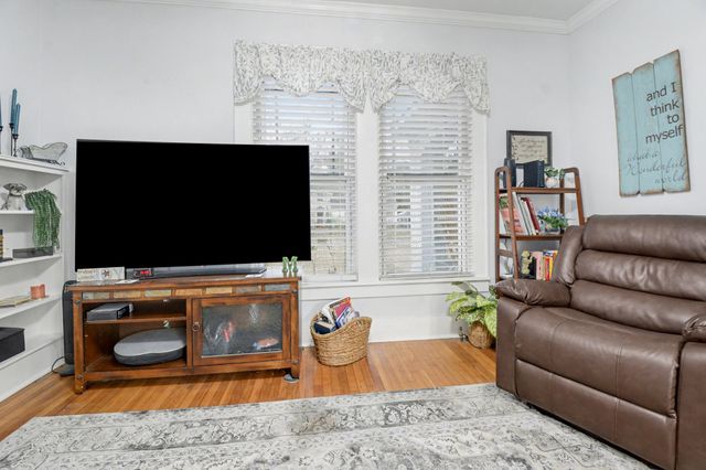 1618 Bonham Street, Commerce, TX 75428