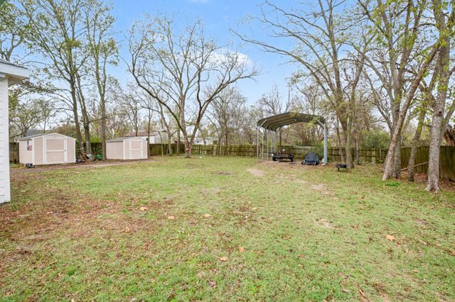 1618 Bonham Street, Commerce, TX 75428