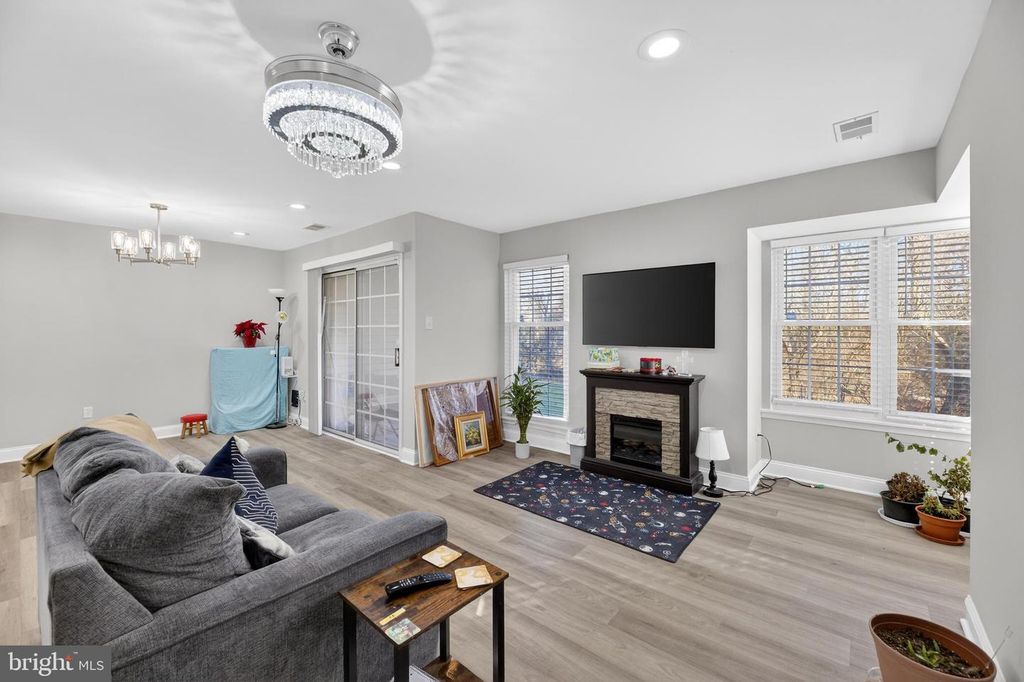 133 ANDOVER PL, Robbinsville, NJ 08691