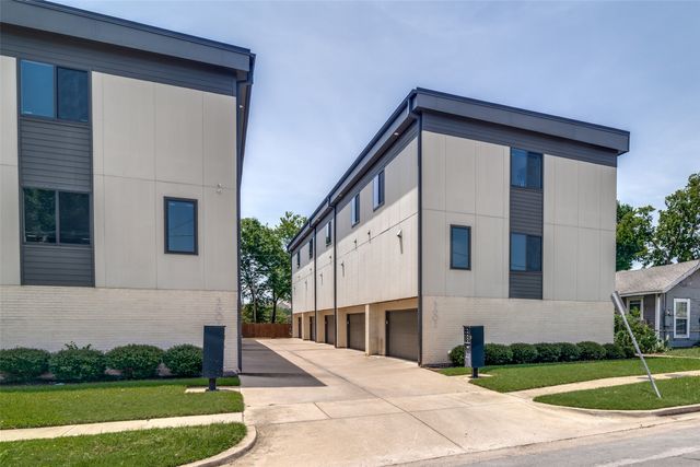 5602 Lindell Avenue B, Dallas, TX 75206