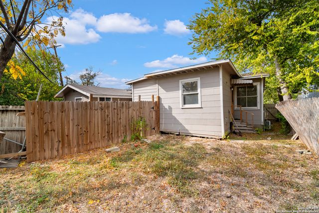 166 El Monte, San Antonio, TX 78212