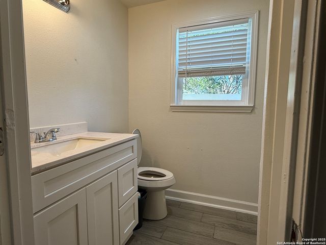 166 El Monte, San Antonio, TX 78212