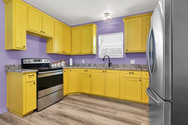 305 N Church Street, Blue Ridge, TX 75424