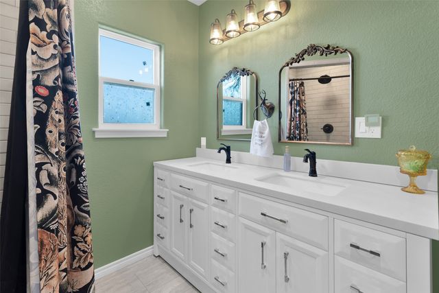 305 N Church Street, Blue Ridge, TX 75424