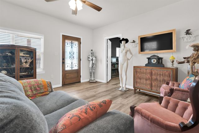 305 N Church Street, Blue Ridge, TX 75424