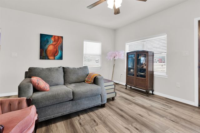 305 N Church Street, Blue Ridge, TX 75424