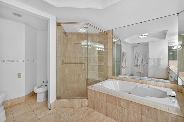 21205 Yacht Club Dr 605, Aventura, FL 33180