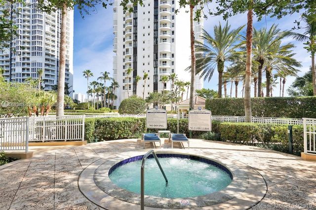 21205 Yacht Club Dr 605, Aventura, FL 33180