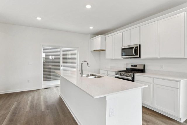 525 Oak Opening Drive, Stoughton, WI 53589