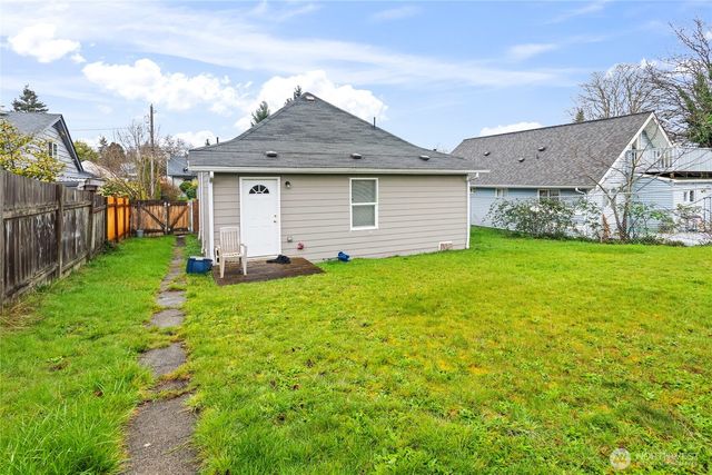 6828 Yakima Avenue, Tacoma, WA 98408
