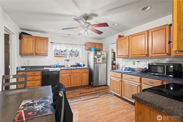 6828 Yakima Avenue, Tacoma, WA 98408