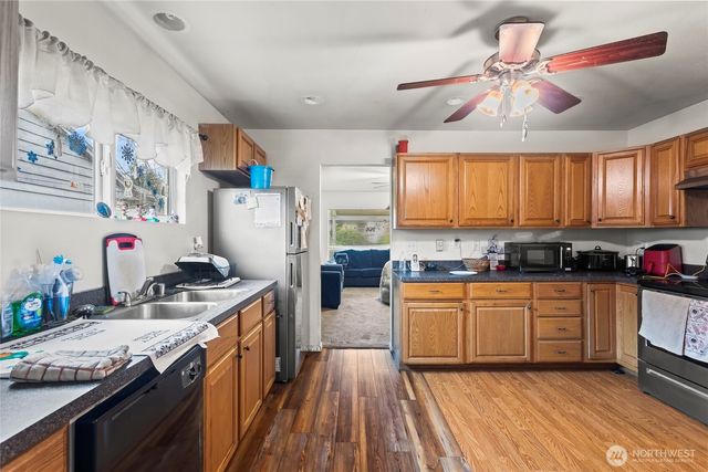 6828 Yakima Avenue, Tacoma, WA 98408