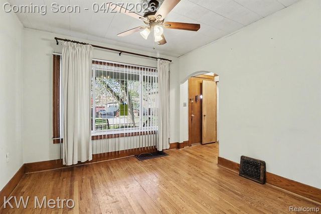 85 Walnut Street, River Rouge, MI 48218