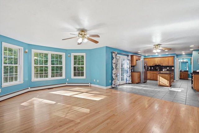 6 Dunnmoore Drive, Bow, NH 03304