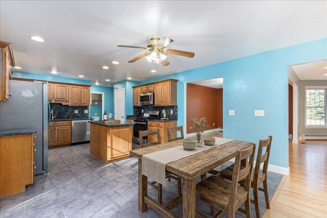 6 Dunnmoore Drive, Bow, NH 03304