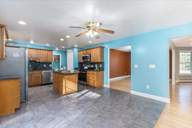 6 Dunnmoore Drive, Bow, NH 03304