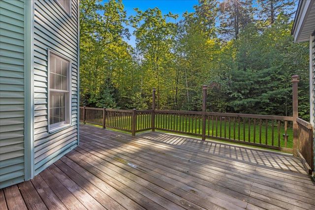 6 Dunnmoore Drive, Bow, NH 03304