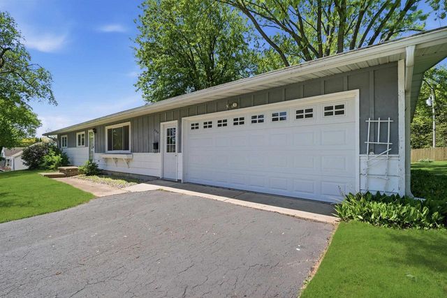 406 Hamburg Street, Ripon, WI 54971